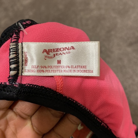 NWT Arizona Swim Top SIZE M - Picture 4 of 4